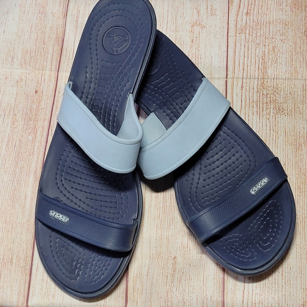 Crocs Madeira two-tone Slip-on Wedge Sandals Navy/Light Blue Women's Size 11 - Picture 11 of 16